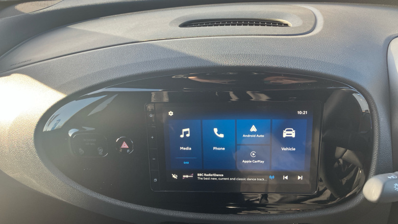 Toyota Aygo X 1.0 VVT-i Edge 5dr Petrol Hatchback